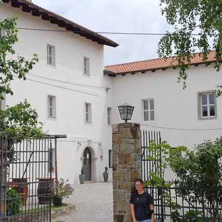 Grad Alojamento de Acomodação e Pequeno-almoço