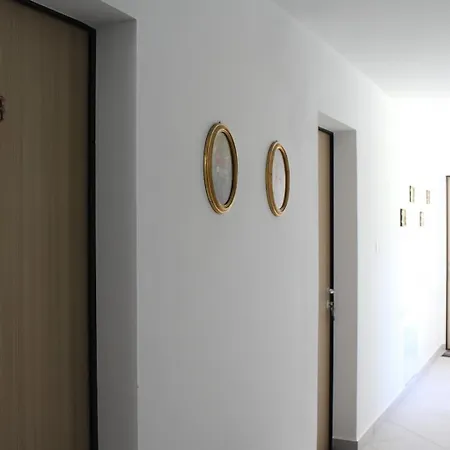 Alojamento de Acomodação e Pequeno-almoço Grad