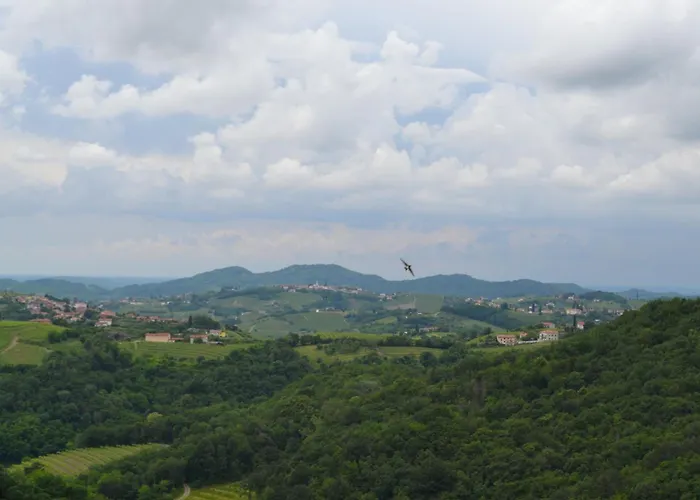 Grad Nočitev z zajtrkom