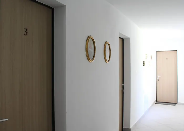 Nočitev z zajtrkom Grad